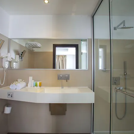 Ibis Styles Larnaca Hotel 2*