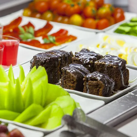 Hotel Ibis Styles Larnaca 2*