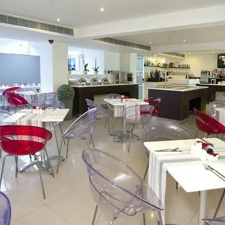 Ibis Styles Larnaca 2*