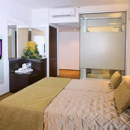 Hotel Ibis Styles Larnaca