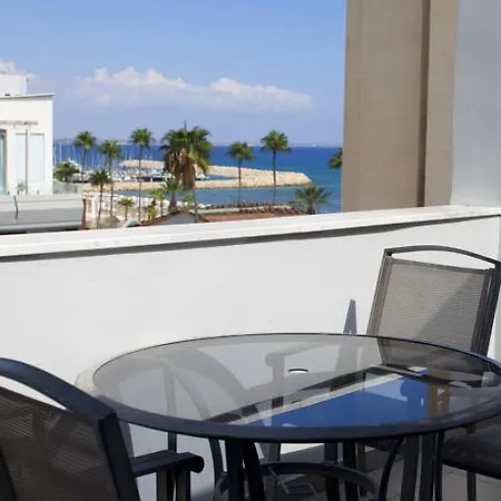 Amorgos Boutique 3* Larnaka